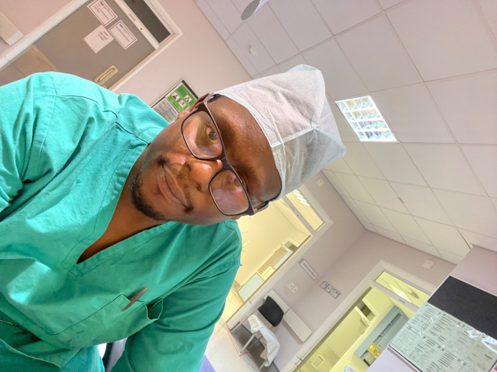 Dr NI Mabunda